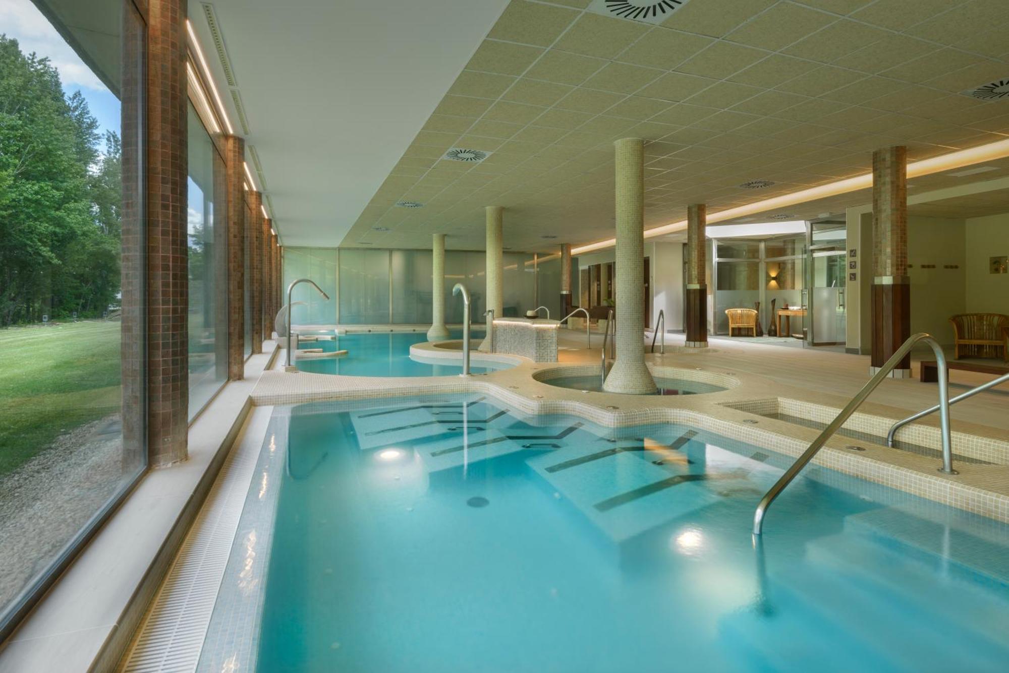 Hotel & Spa Monasterio De Boltaña Екстериор снимка The spa at The Grove