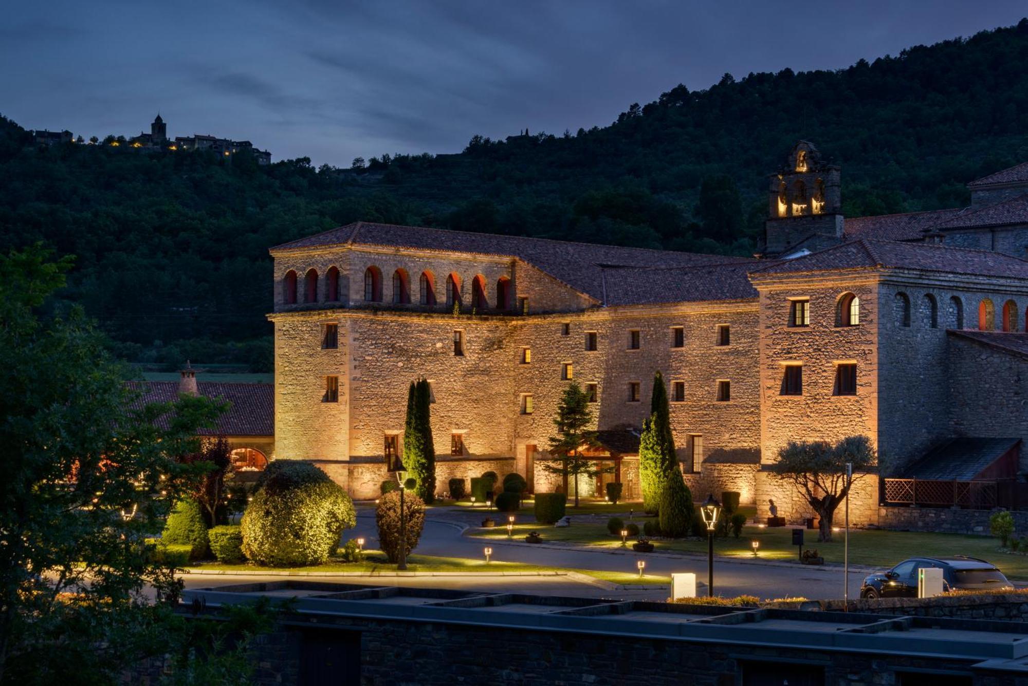 Hotel & Spa Monasterio De Boltaña Екстериор снимка The monastery of San Jeroni de Cotalba