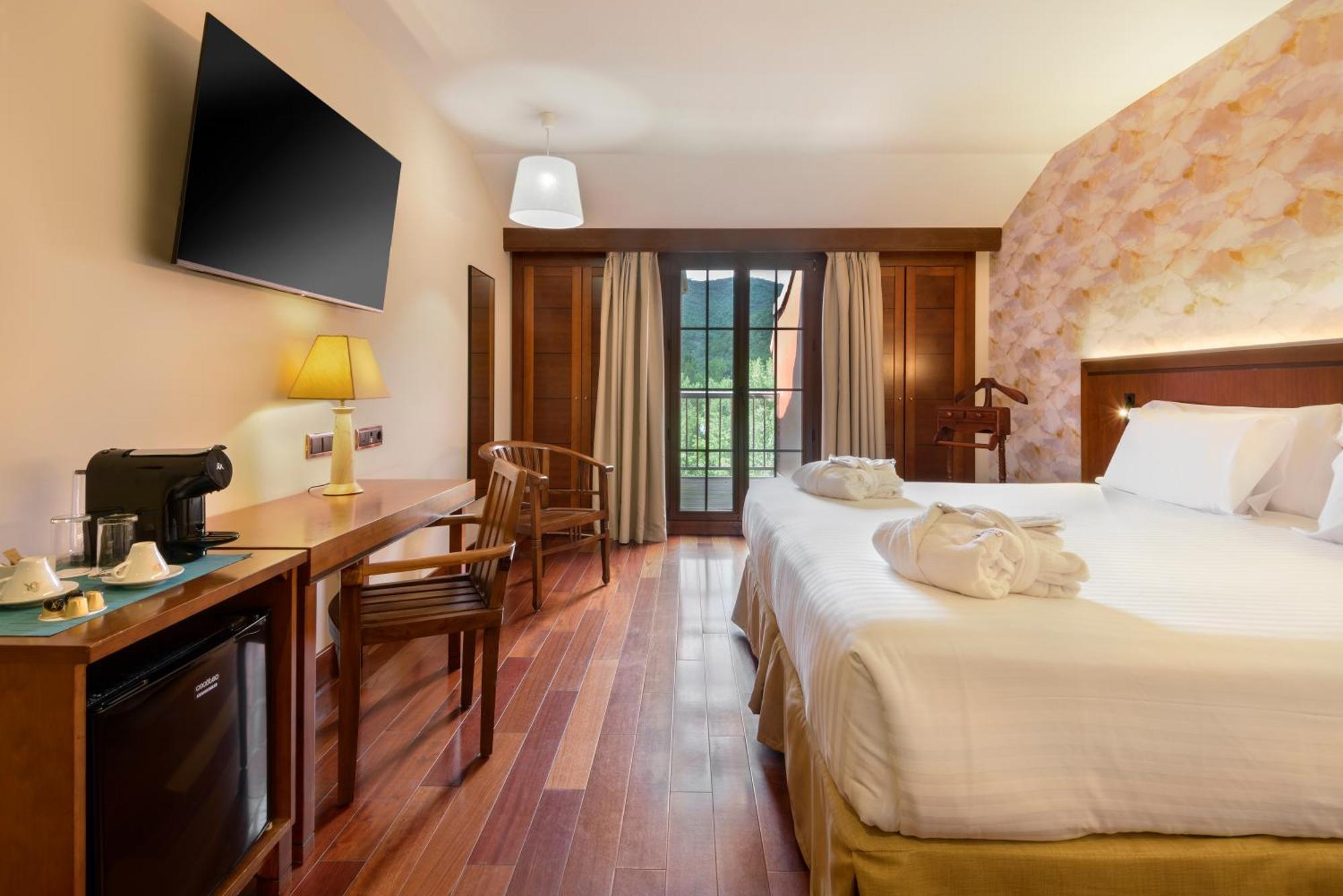 Hotel & Spa Monasterio De Boltaña Екстериор снимка