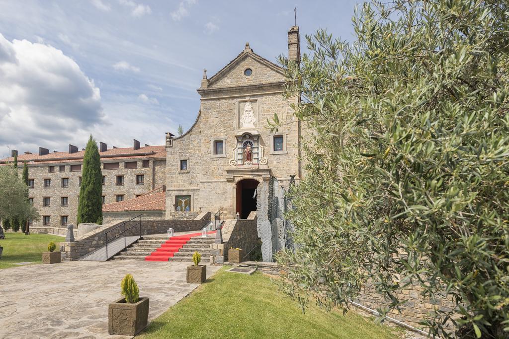 Hotel & Spa Monasterio De Boltaña Екстериор снимка The church of San Pietro